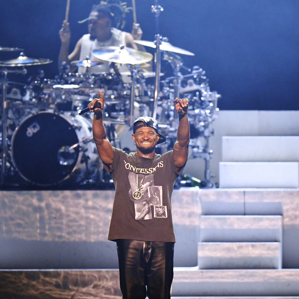 Usher, Juli 2024