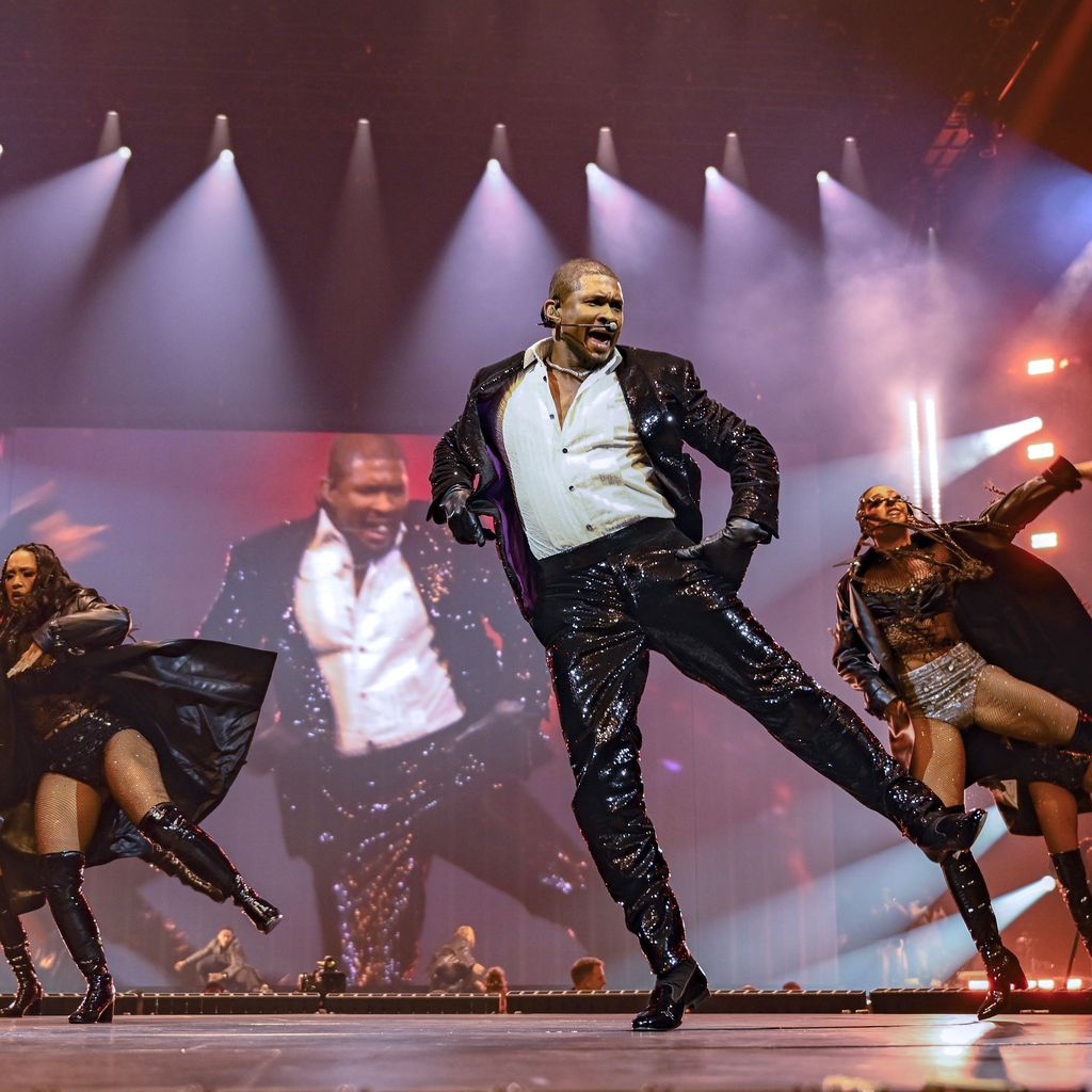 Usher performt im März 2025 in London