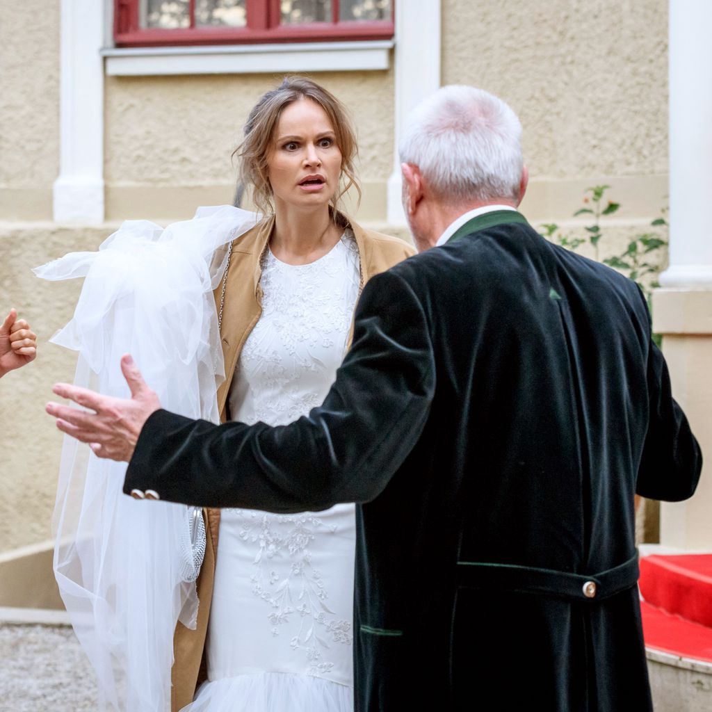 Uta Kargel, Isabell Ege und Sepp Schauer bei "Sturm der Liebe"