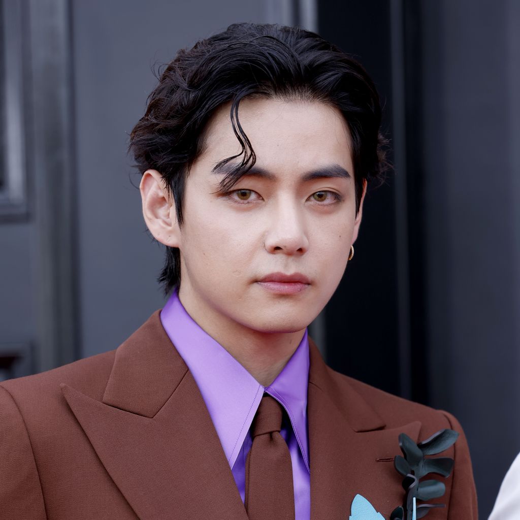 V im April 2022