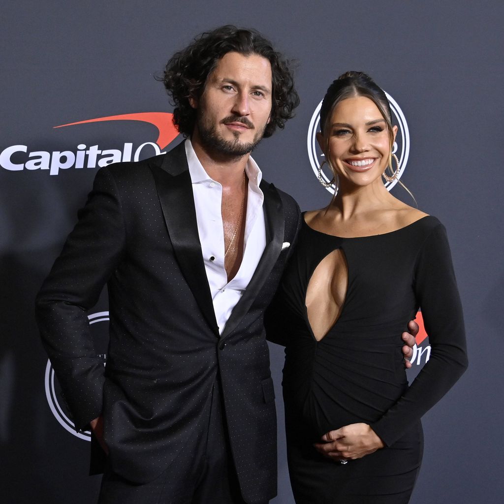 Val Chmerkovskiy und Jenna Johnson