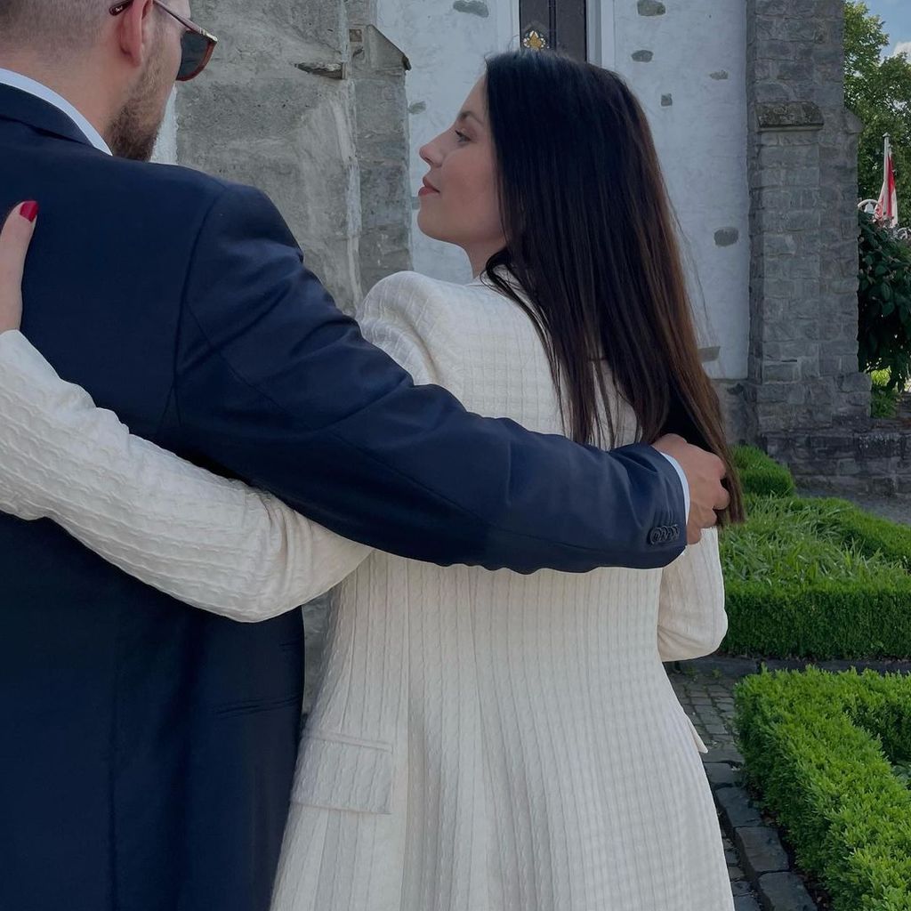 Valea Scalabrino mit ihrem Freund, Juni 2022