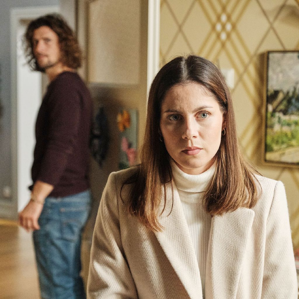 Sina (Valea Scalabrino) und Luke (Jakob Graf) in einer "Unter uns"-Szene