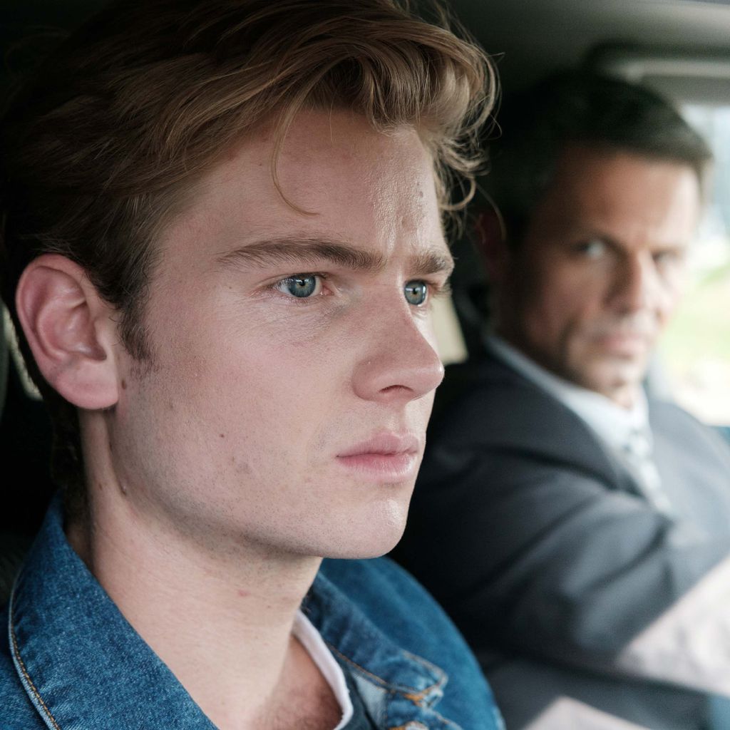 Valentin (Aaron Koszuta) und Benedikt (Jens Hajek) bei "Unter uns"