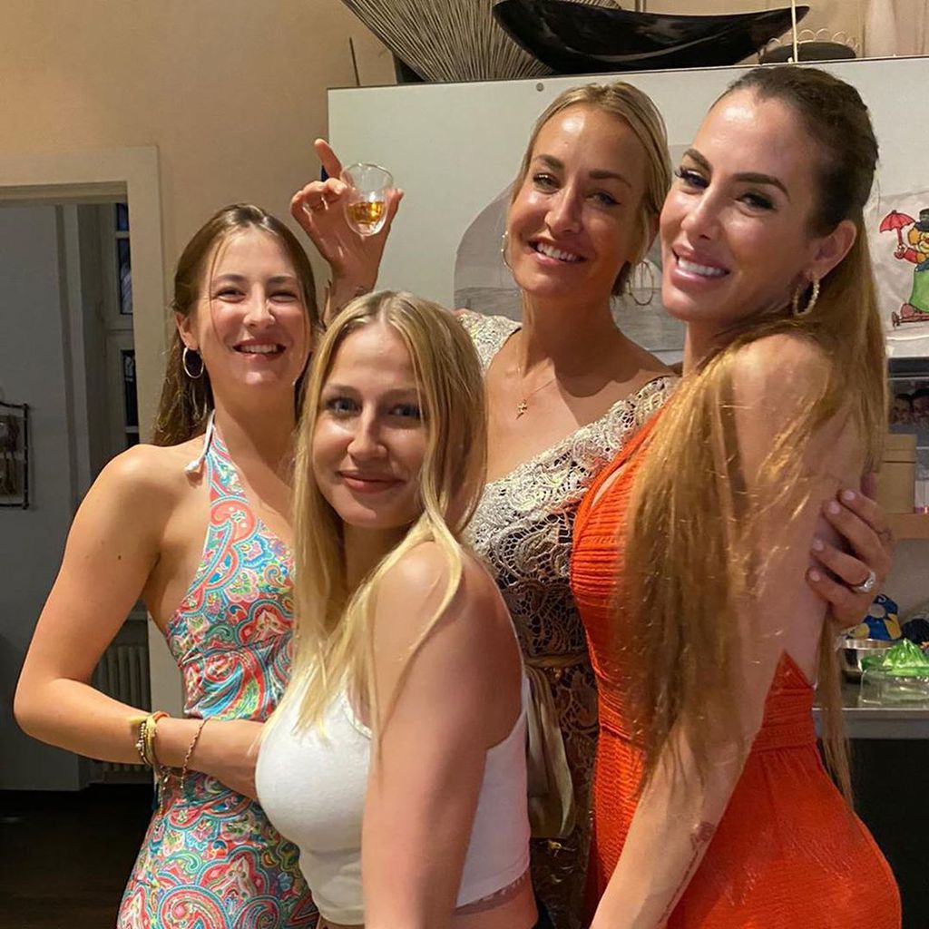 Valentina und Lulu Lewe, Sarah Connor und Anna-Maria Ferchichi