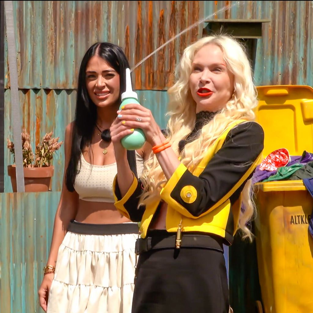 Vanessa Brahimi und Theresia Fischer bei "Das große Promi-Büßen"