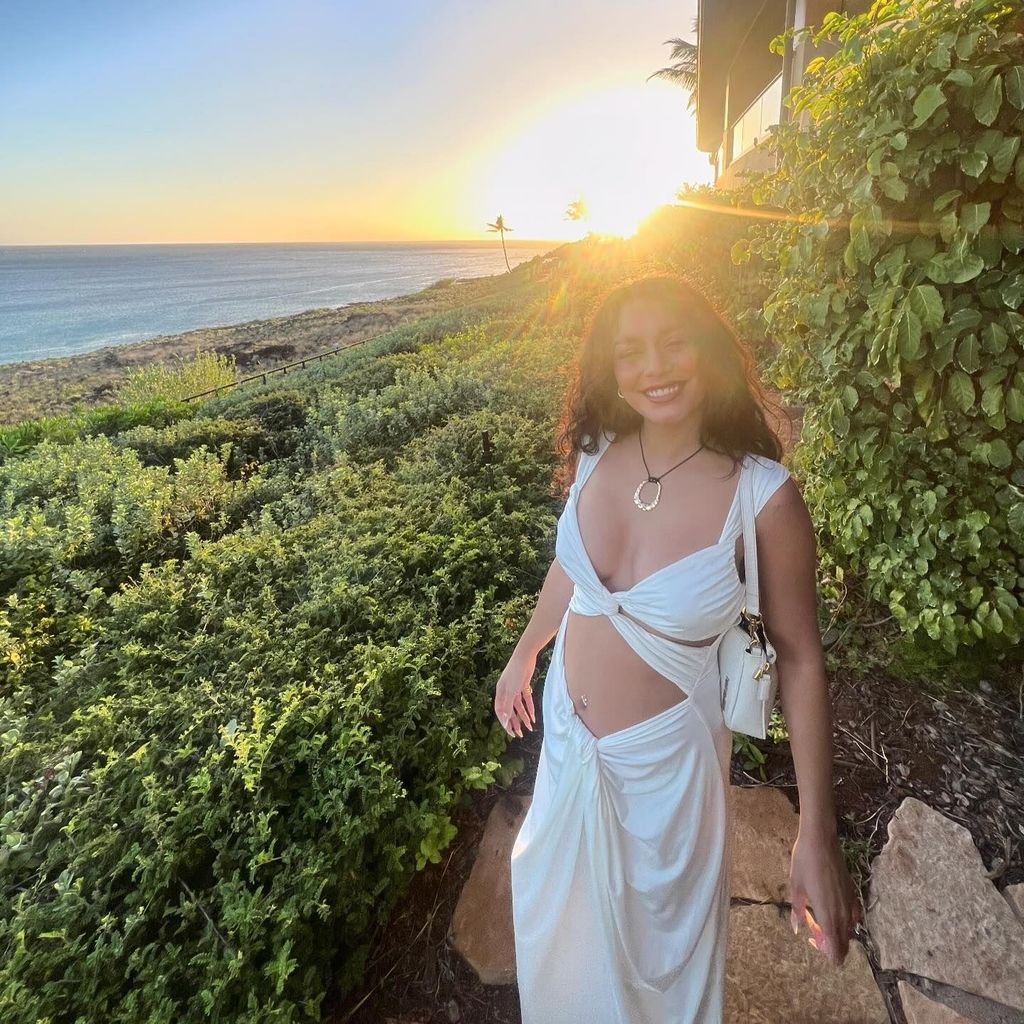 Vanessa Hudgens, Sängerin
