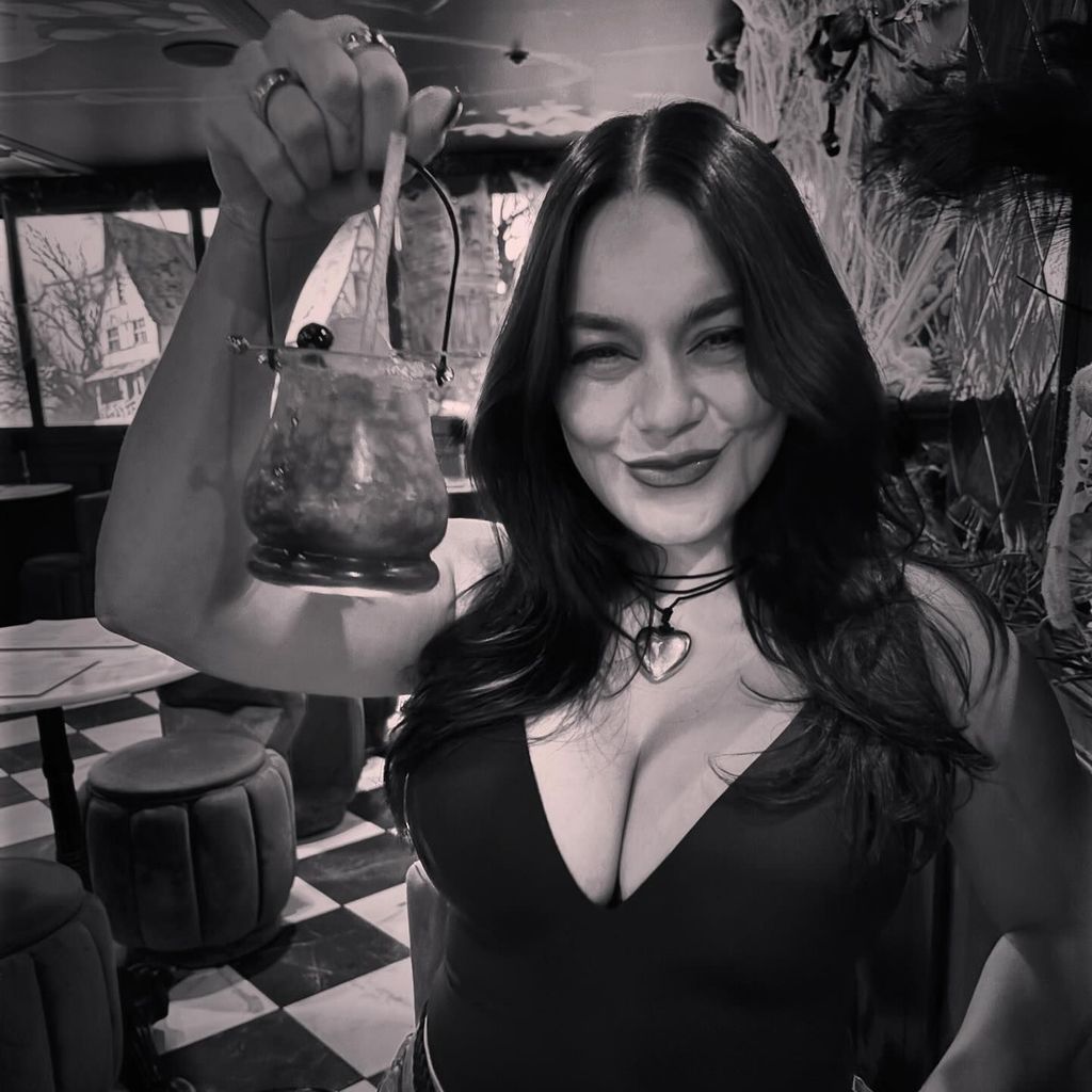 Vanessa Hudgens im Oktober 2024