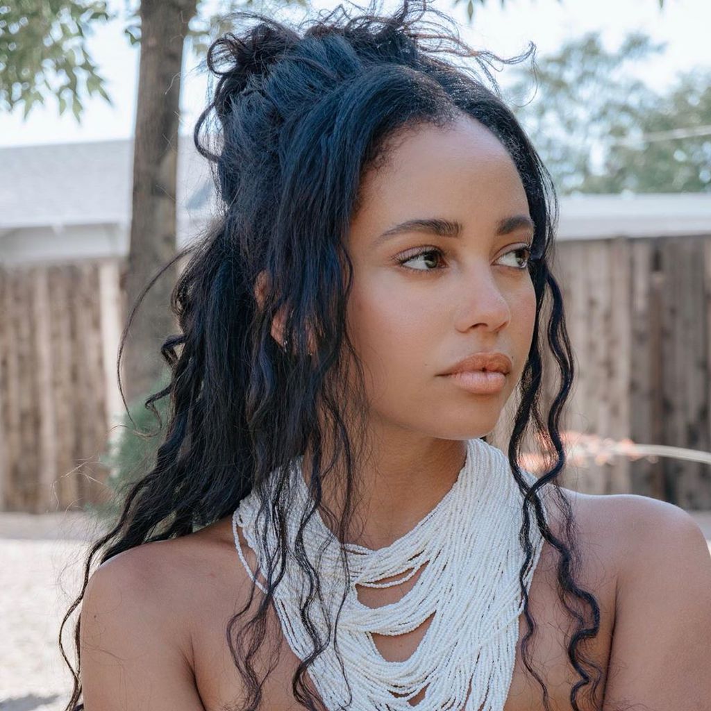 Vanessa Morgan, Schauspielerin