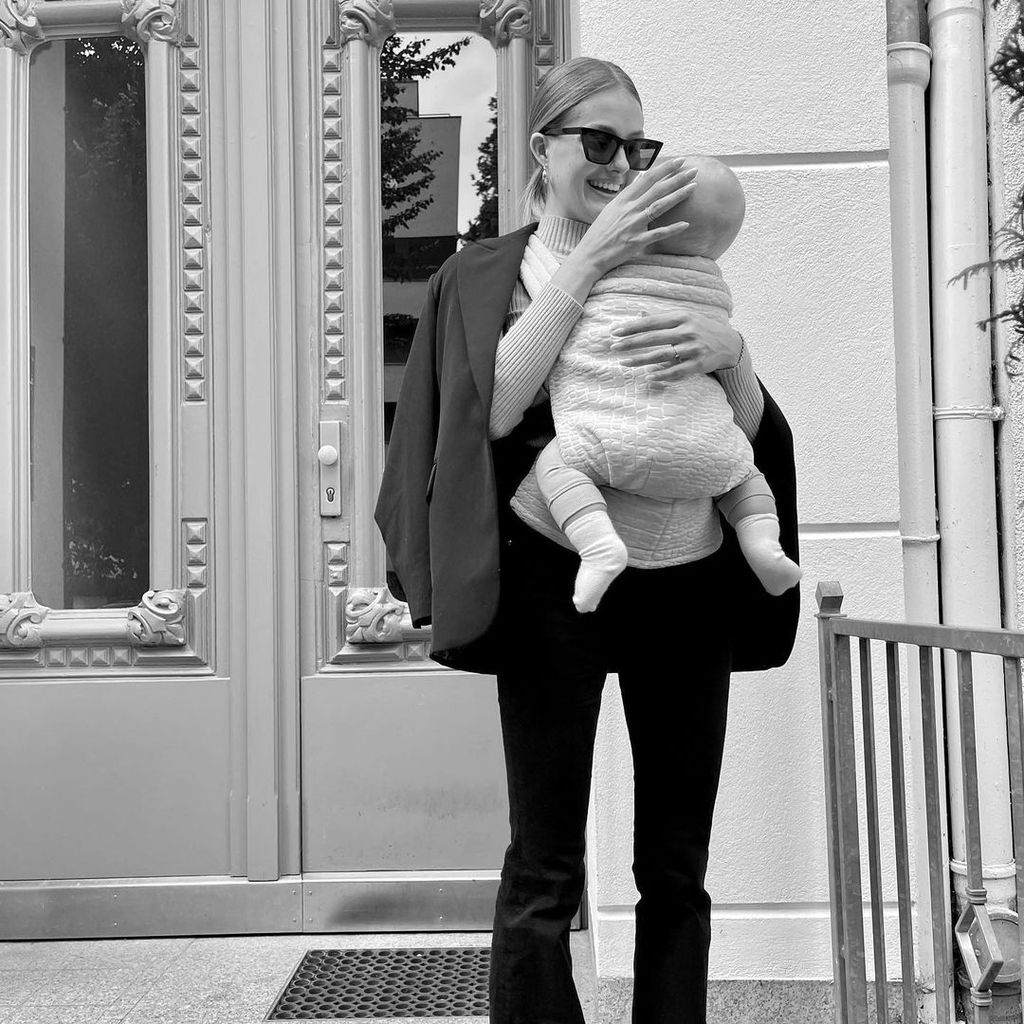 Vanessa Tamkan und ihr Sohn im September 2021