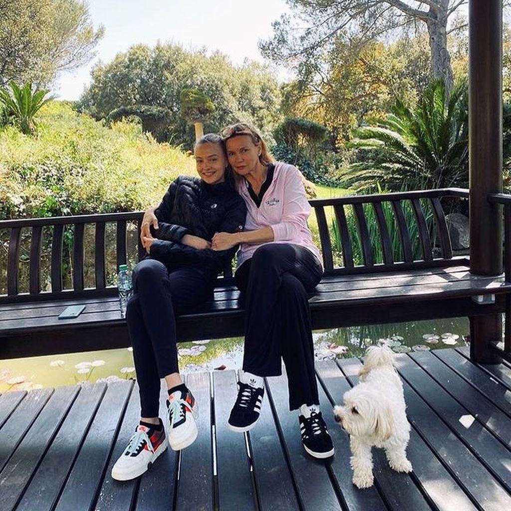 Lilly und ihre Mutter Veronica Ferres