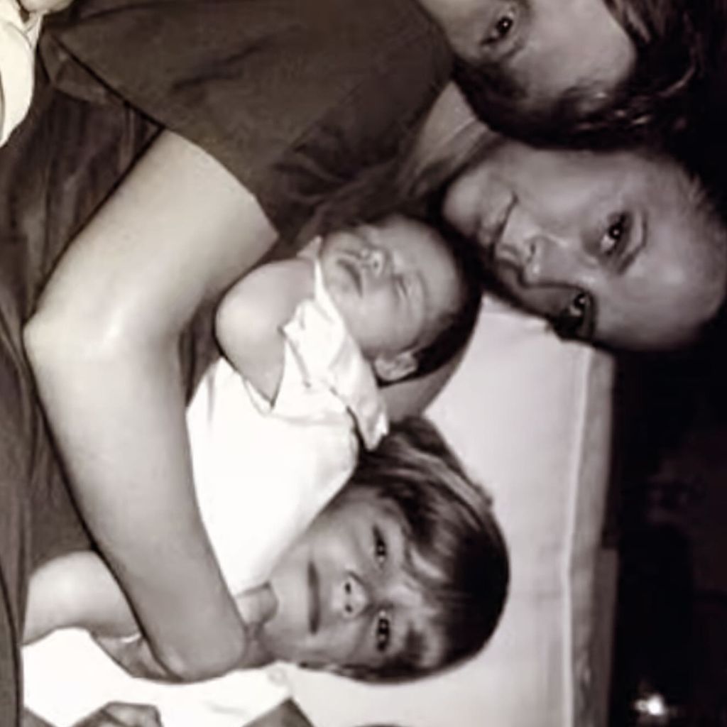 Victoria Beckham mit ihren Kids Brooklyn, Harper, Romeo und Cruz