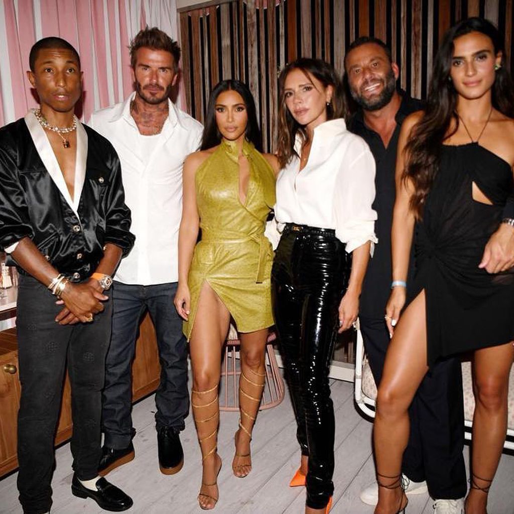 Victoria Beckham mit ihrer Geburtstags-Crew