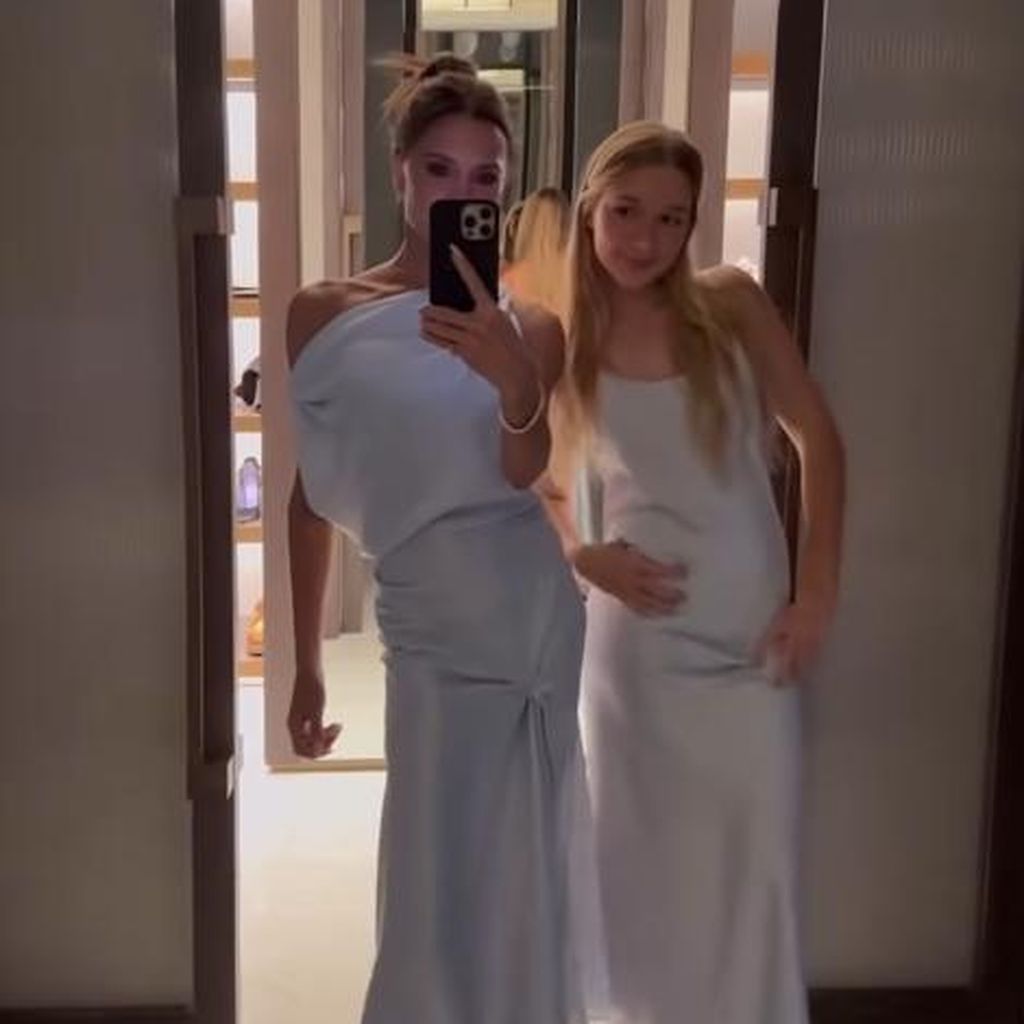 Victoria Beckham und Harper Seven, April 2025