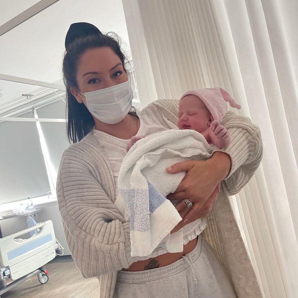 Victoria Cipriani mit ihrer Enkeltochter