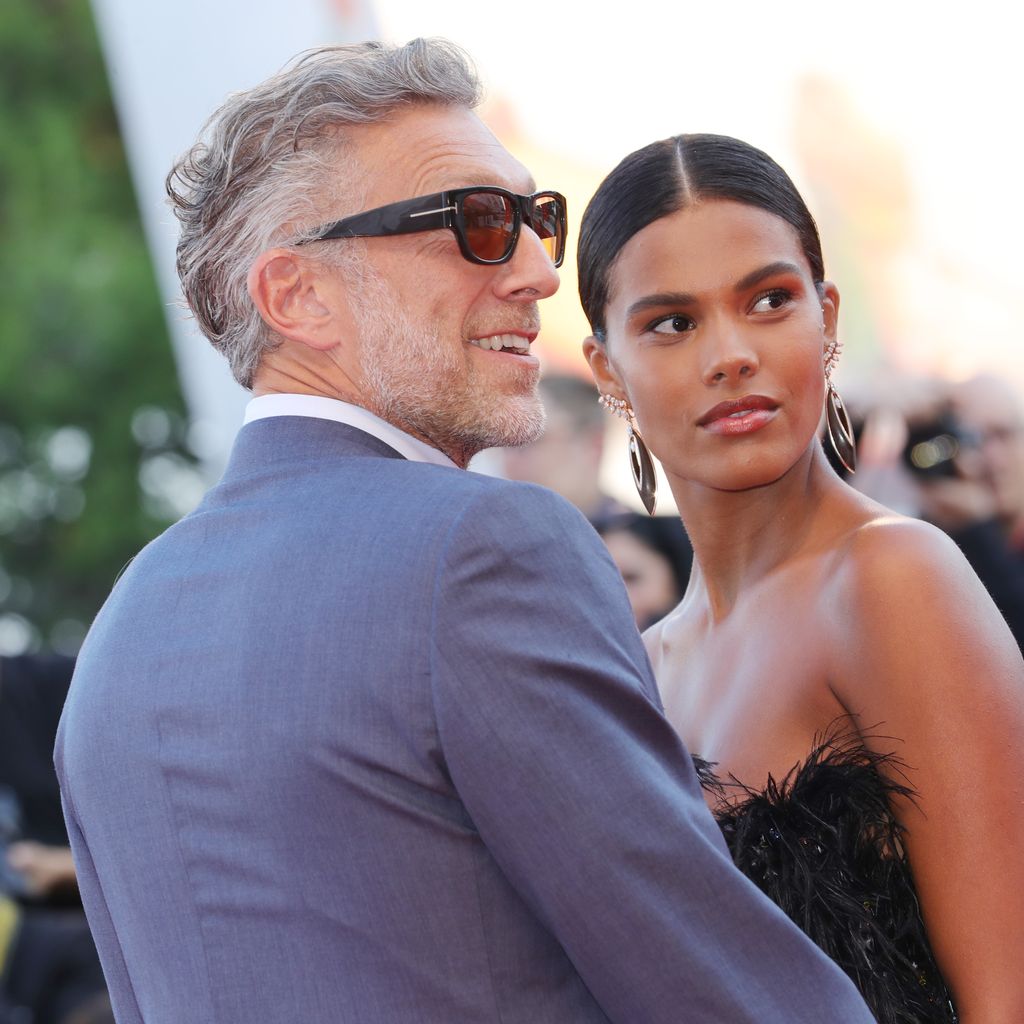 Vincent Cassel und Tina Kunakey im August 2019