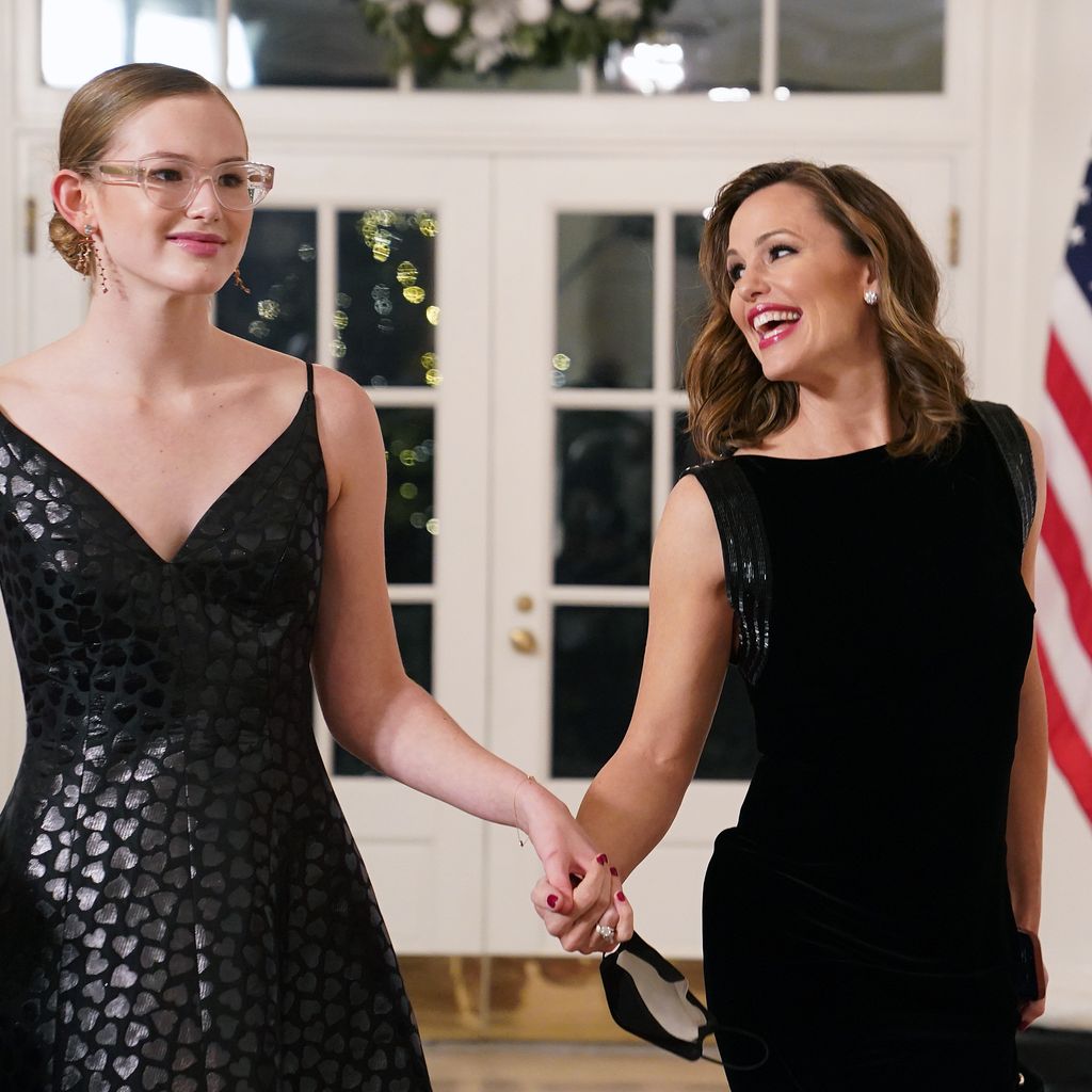 Violet Affleck und Jennifer Garner im Weißen Haus, 2022