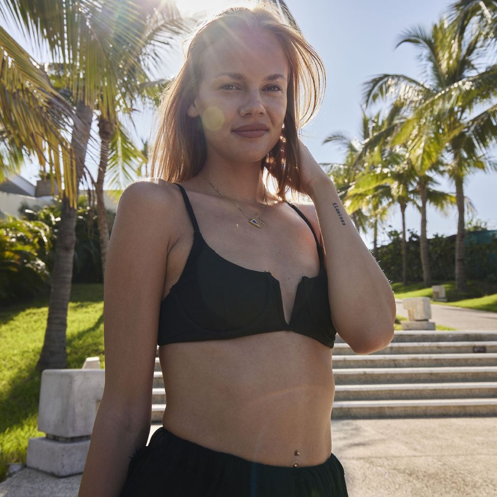 Vivian Boesveld, Model