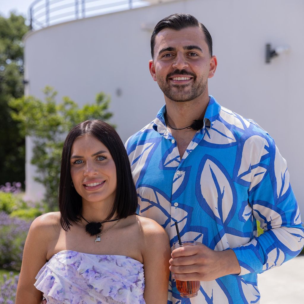 Vivien und Mou, "Temptation Island"-Kandidaten