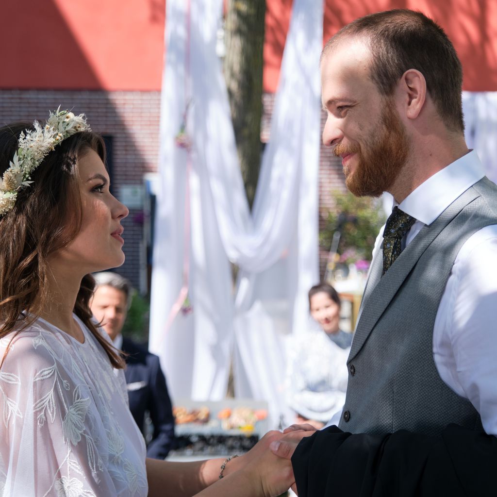 Vivien (Sharon Berlinghoff) und Tobias (Patrick Müller) in einer "Unter uns"-Szene