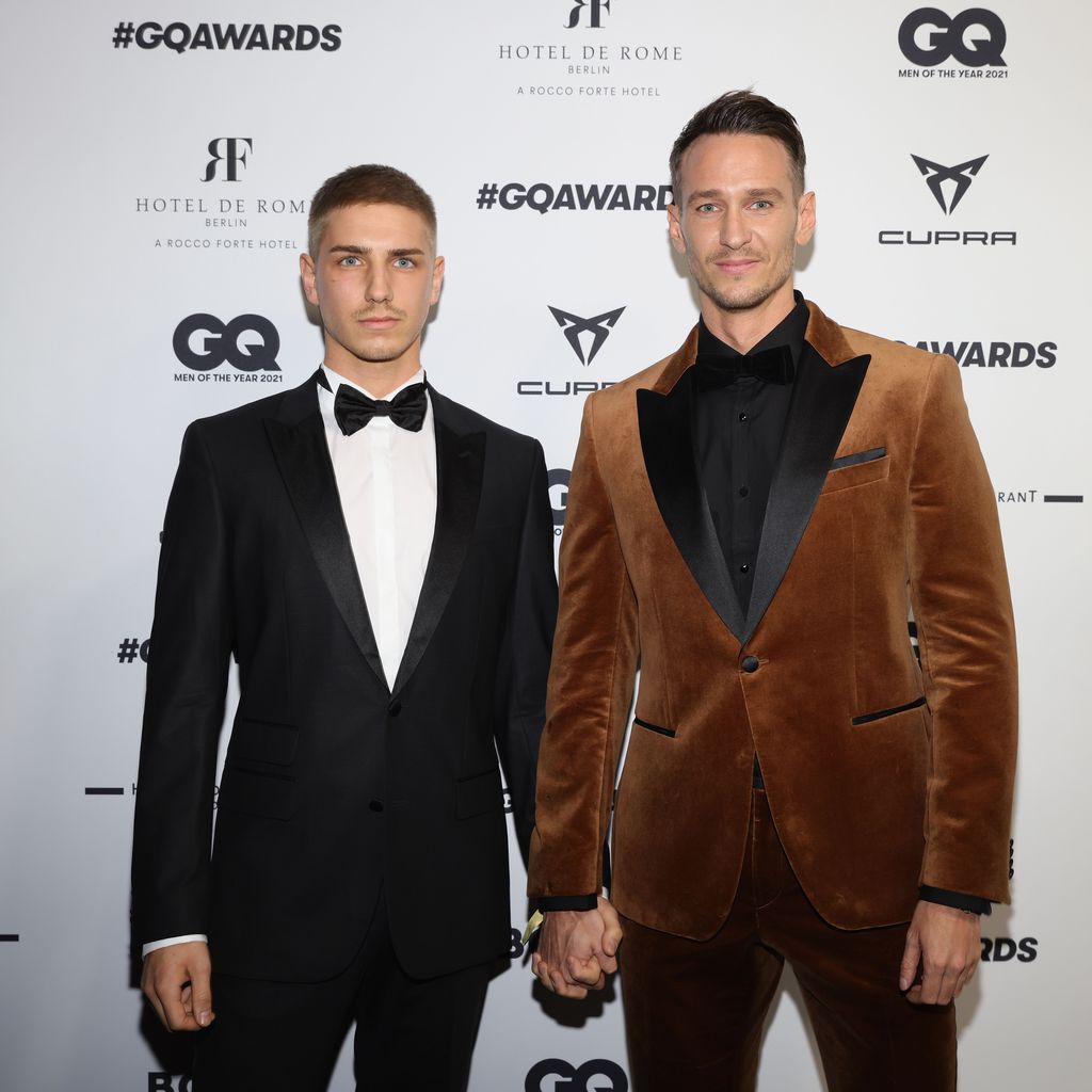 Vladimir Burlakov (rechts) mit seinem Freund Martin bei den GQ Men Of The Year Awards 2021 in Berlin
