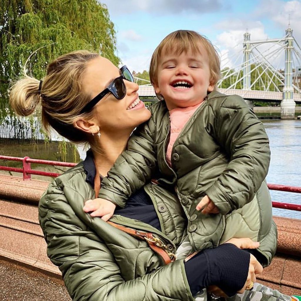 Vogue Williams mit ihrem Sohn Theodore