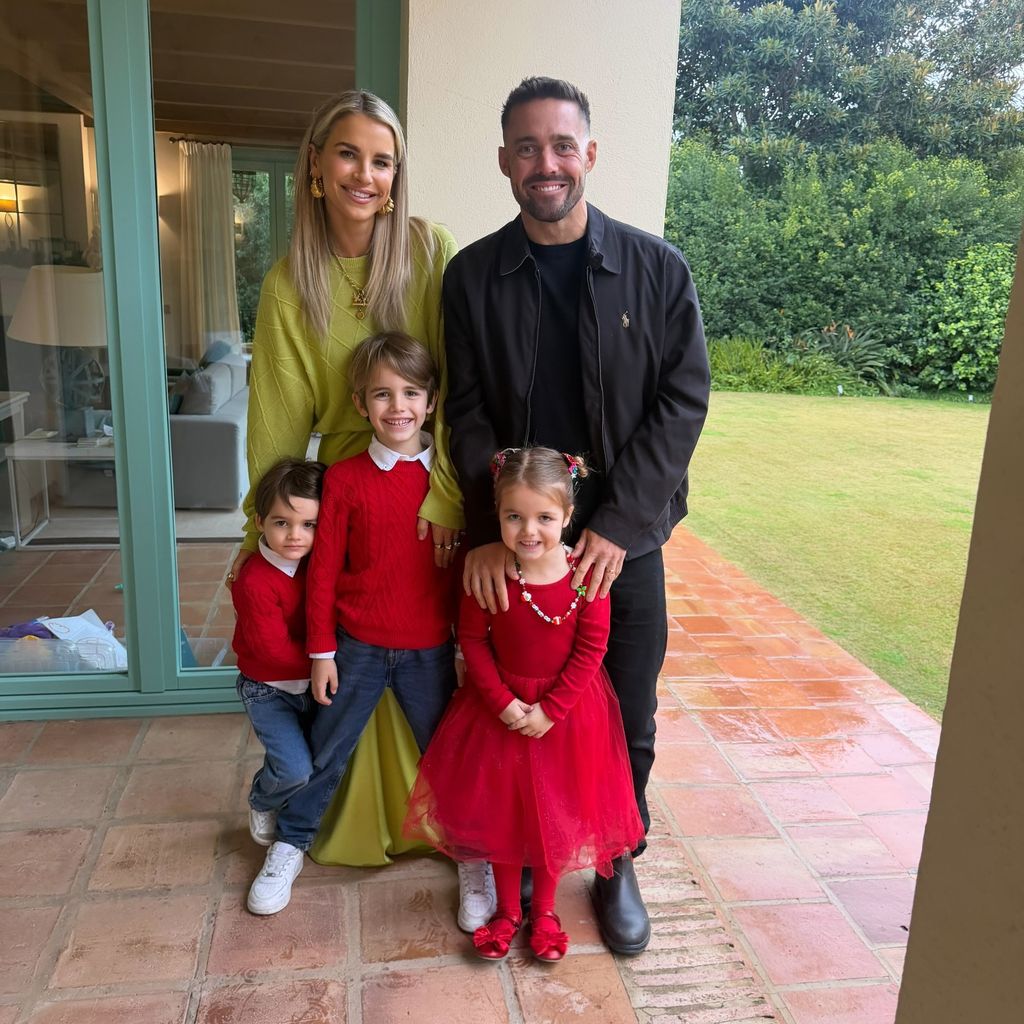 Vogue Williams und Spencer Matthews mit ihren Kids