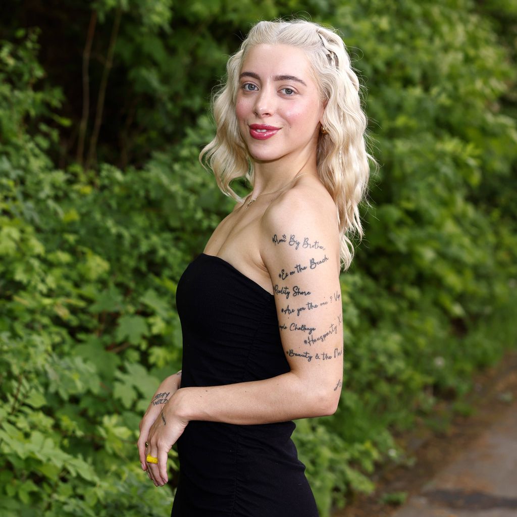 Reality-TV-Darstellerin Walentina Doronina beim BILD Renntag 2024 in Gelsenkirchen