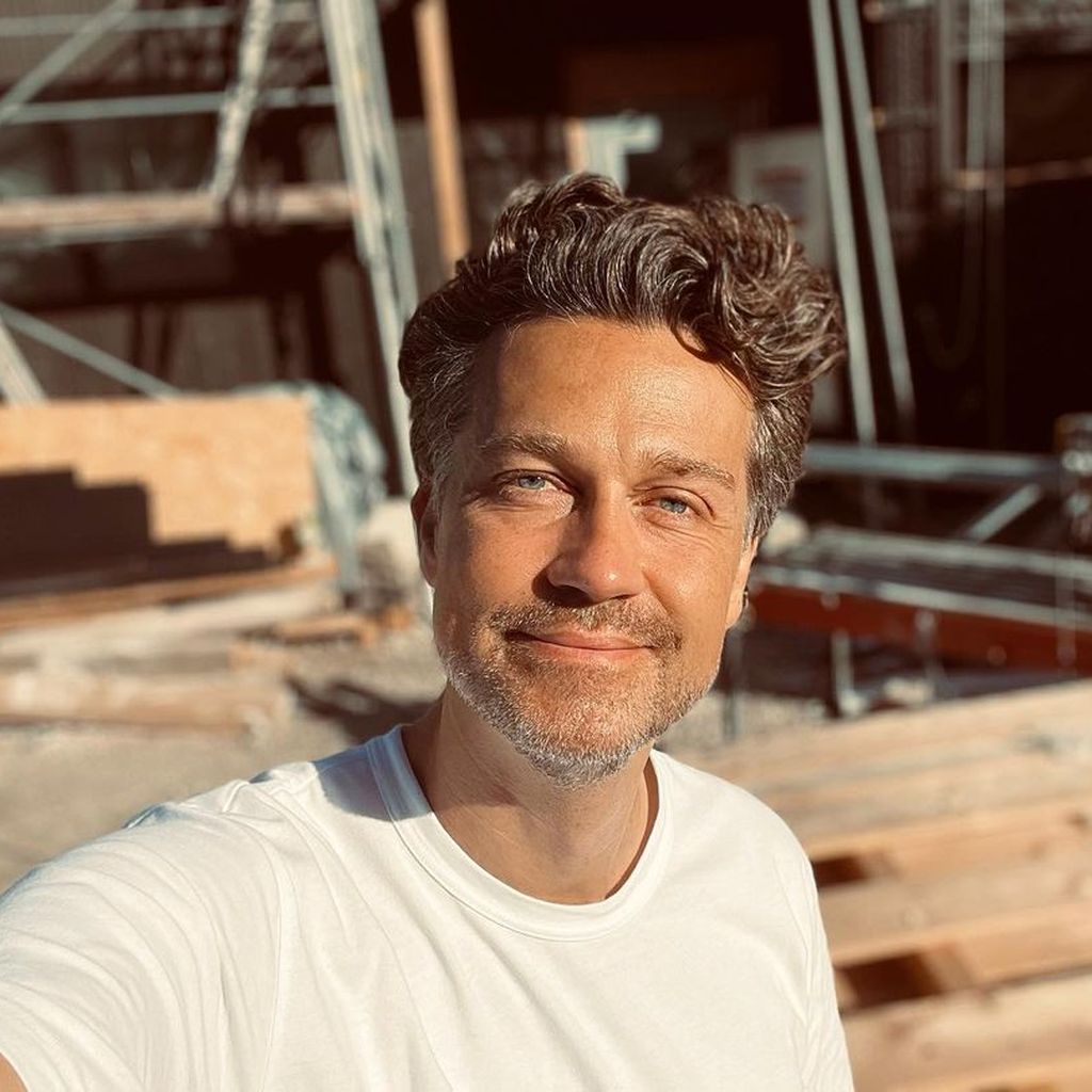 Wayne Carpendale im Juni 2022 auf der Baustelle in München