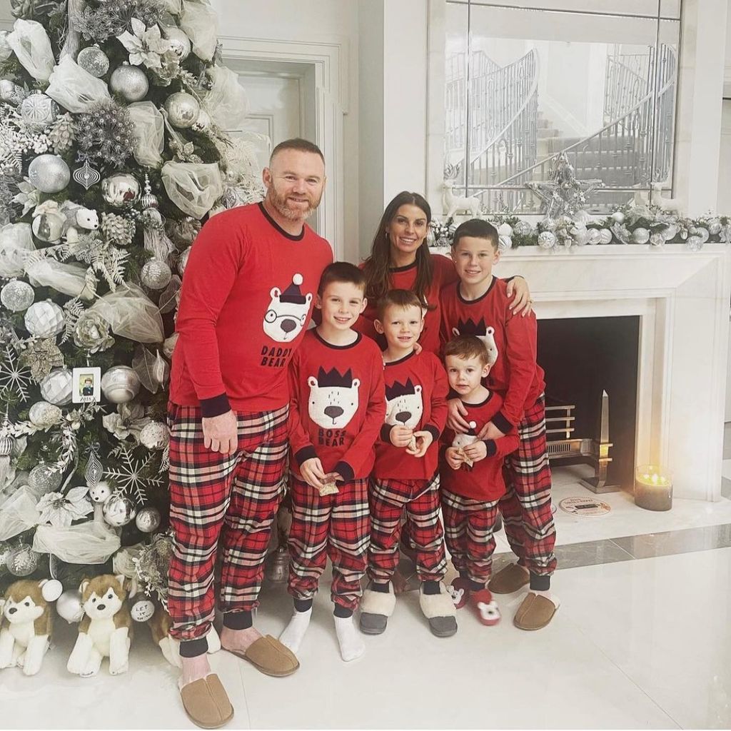 Wayne und Coleen Rooney mit ihren Söhnen