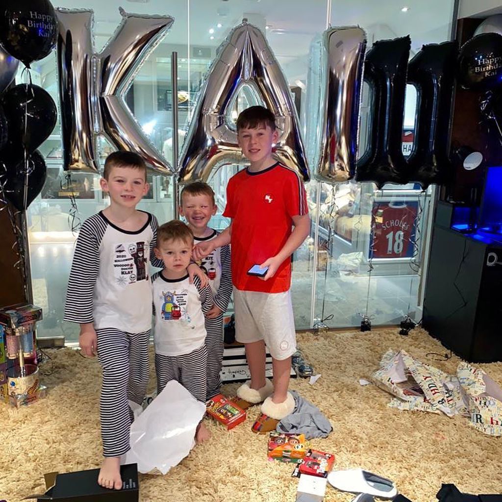 Wayne und Coleen Rooneys Söhne Klay, Kit, Cass und Kai im November 2020