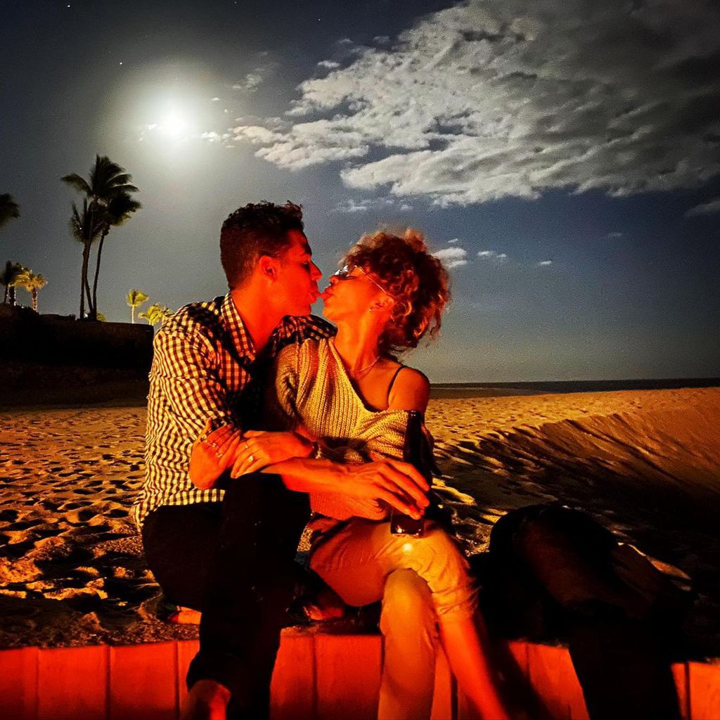 Wells Adams und seine Verlobte Sarah Hyland