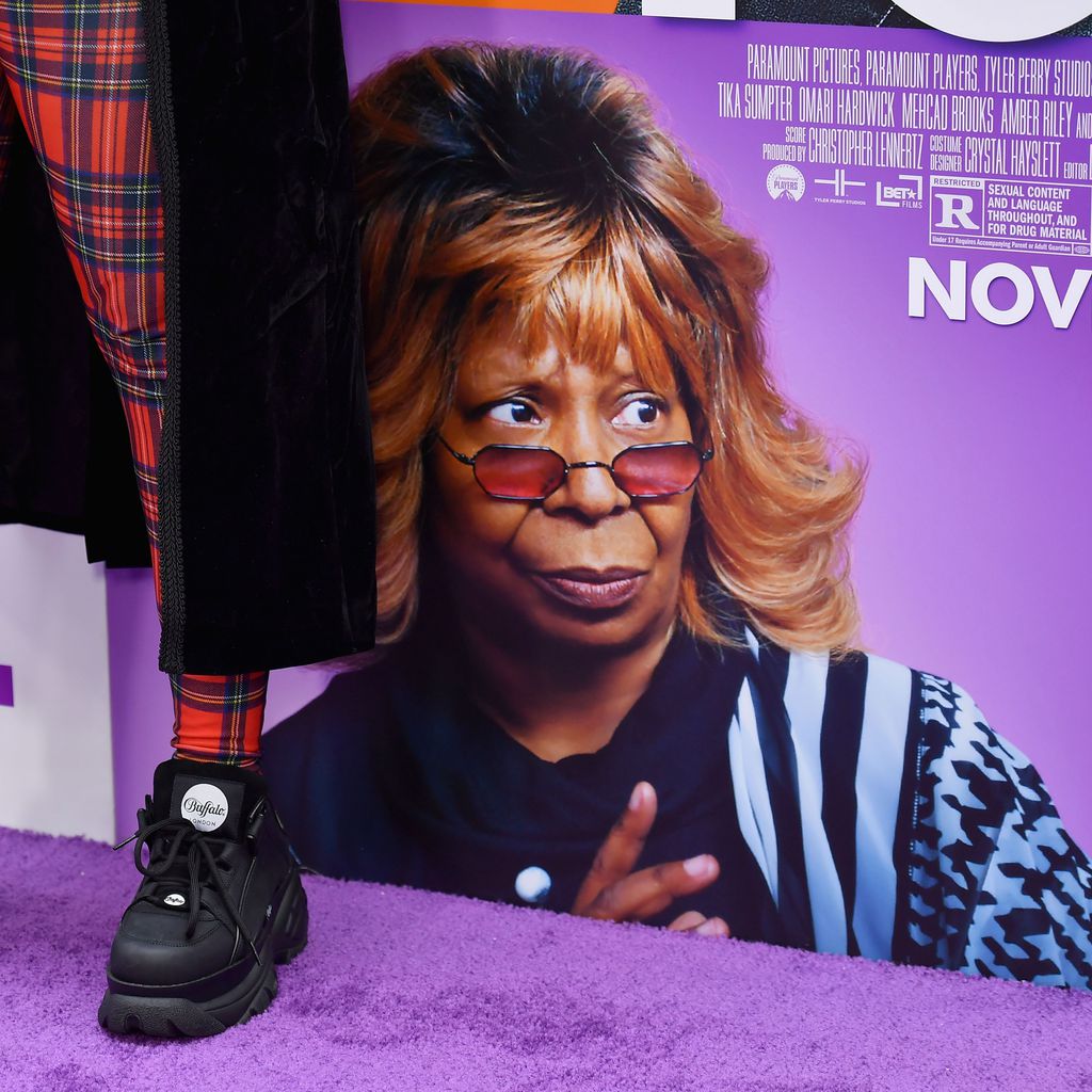 Whoopi Goldberg auf einem Filmplakat