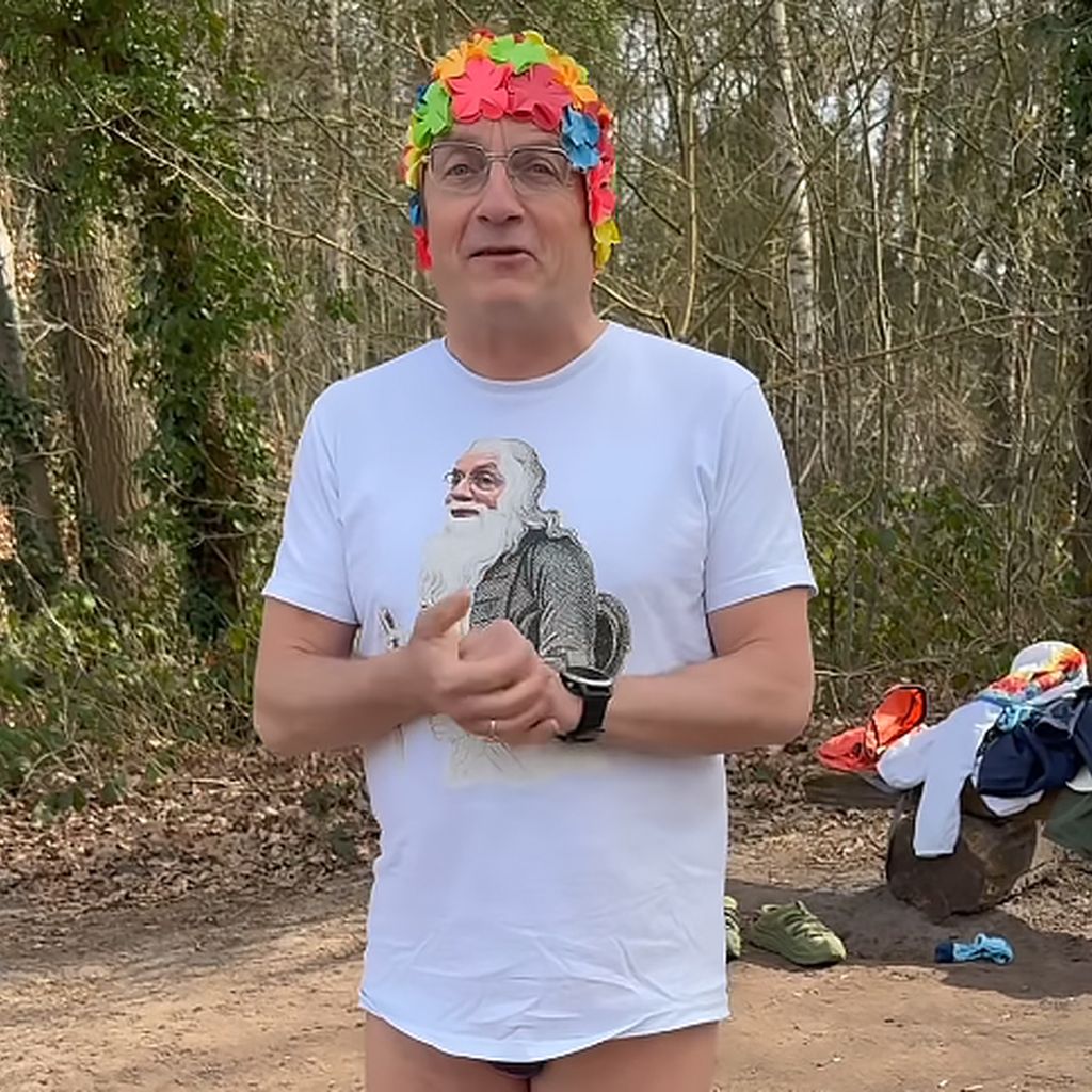 Moderator Wigald Boning im April 2025 in Elmshorn
