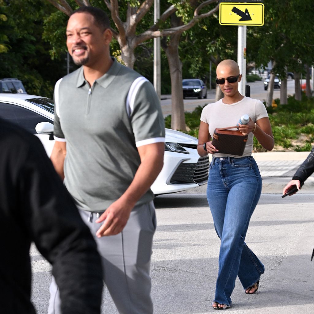 Will Smith mit einer unbekannten Frau in Miami Beach, Dezember 2023