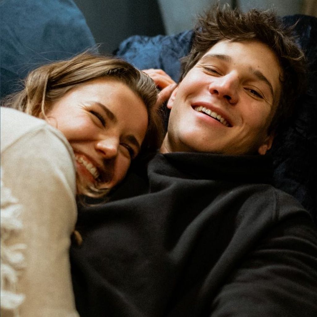 Wincent Weiss und eine unbekannte Frau