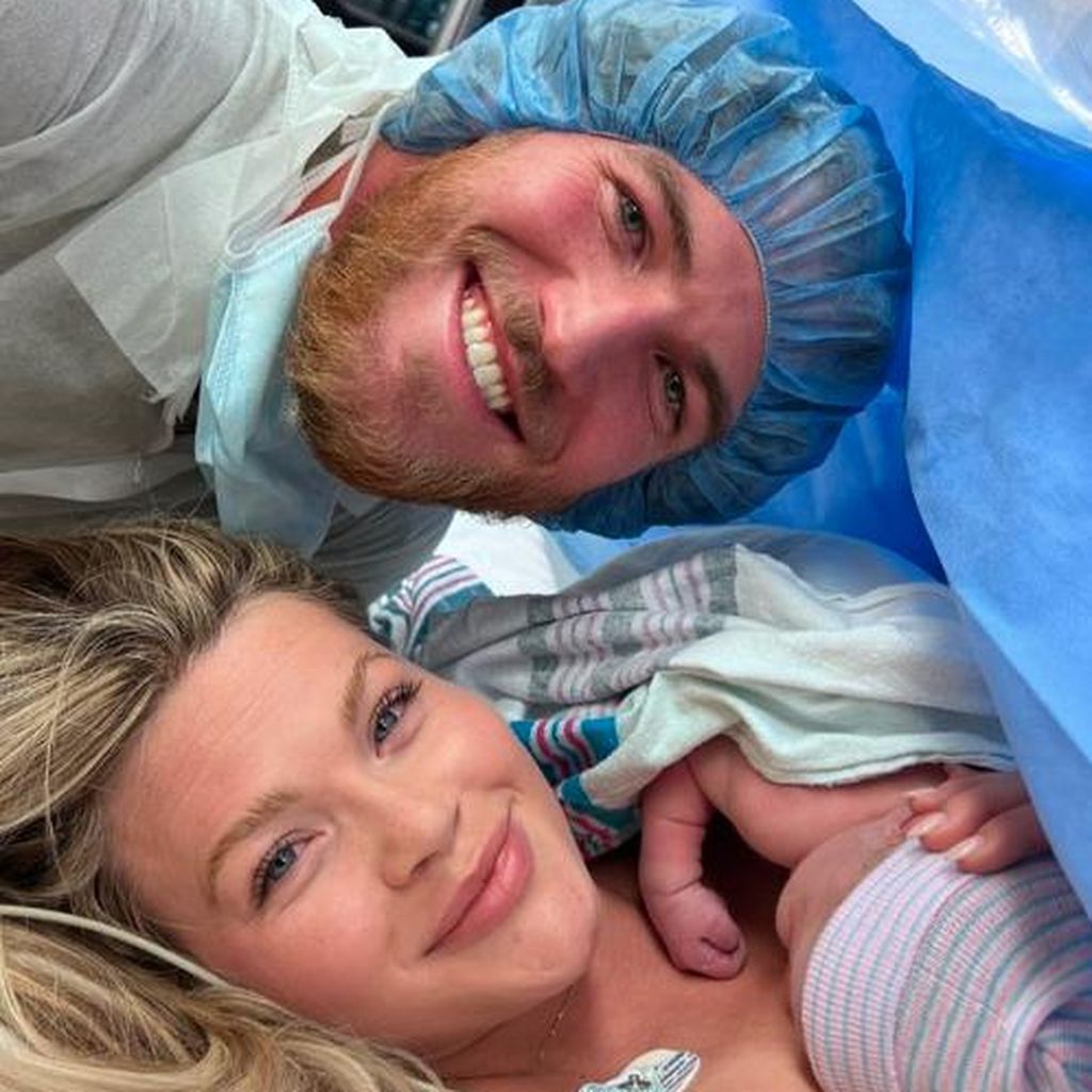 Witney Carson McAllister und ihre Familie im Krankenhaus
