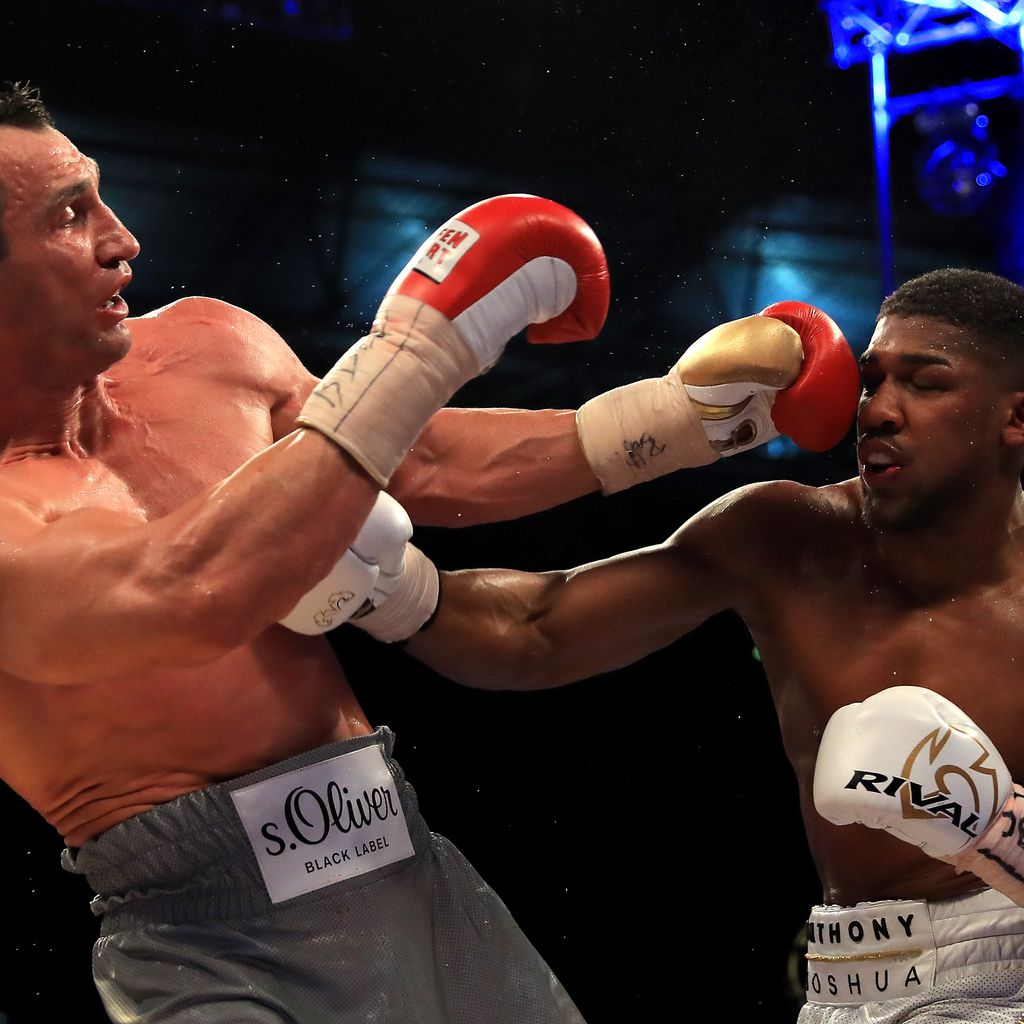 Wladimir Klitschko und Anthony Joshua im Ring 2017