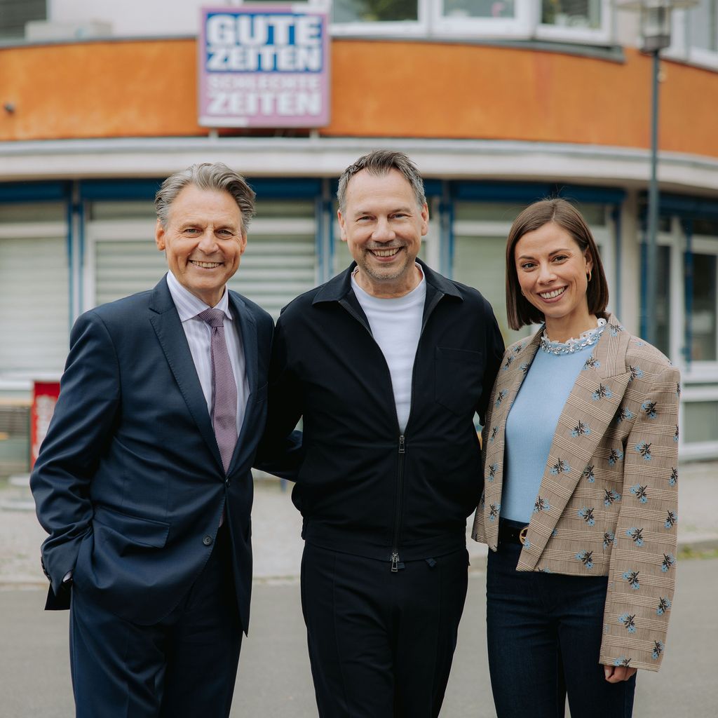 Wolfgang Bahro, Sebastian Fitzek und Anna-Katharina Fecher am Set von "GZSZ"