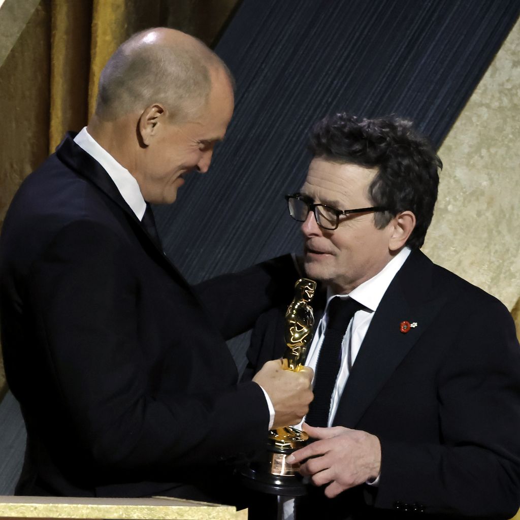 Woody Harrelson und Michael J. Fox im November 2022