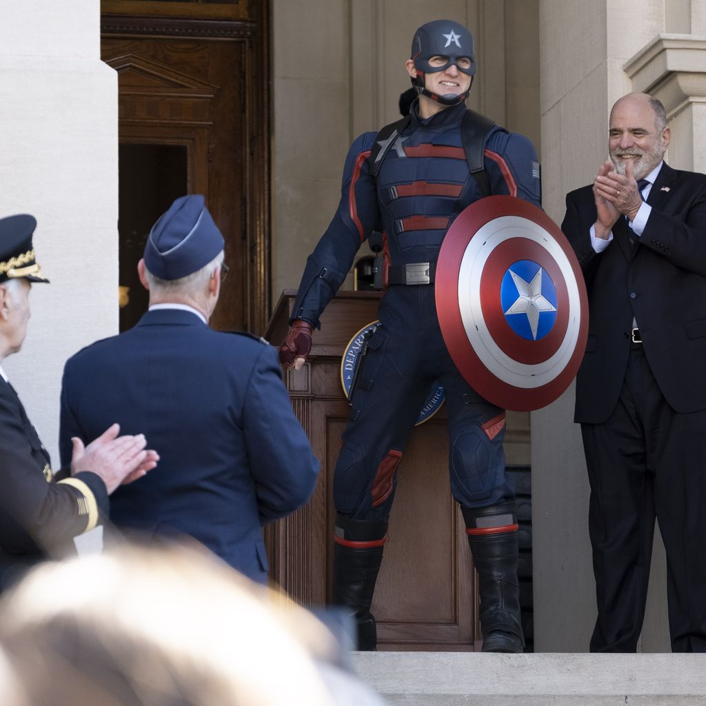Wyatt Russell als Captain America in "The Falcon and the Winter Soldier"