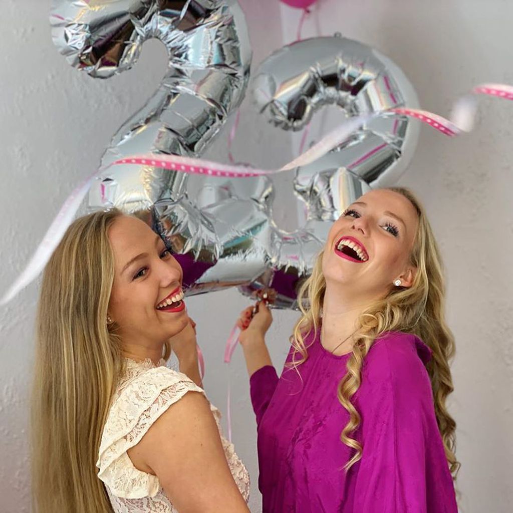 Yana und Tayisiya Morderger im März 2020