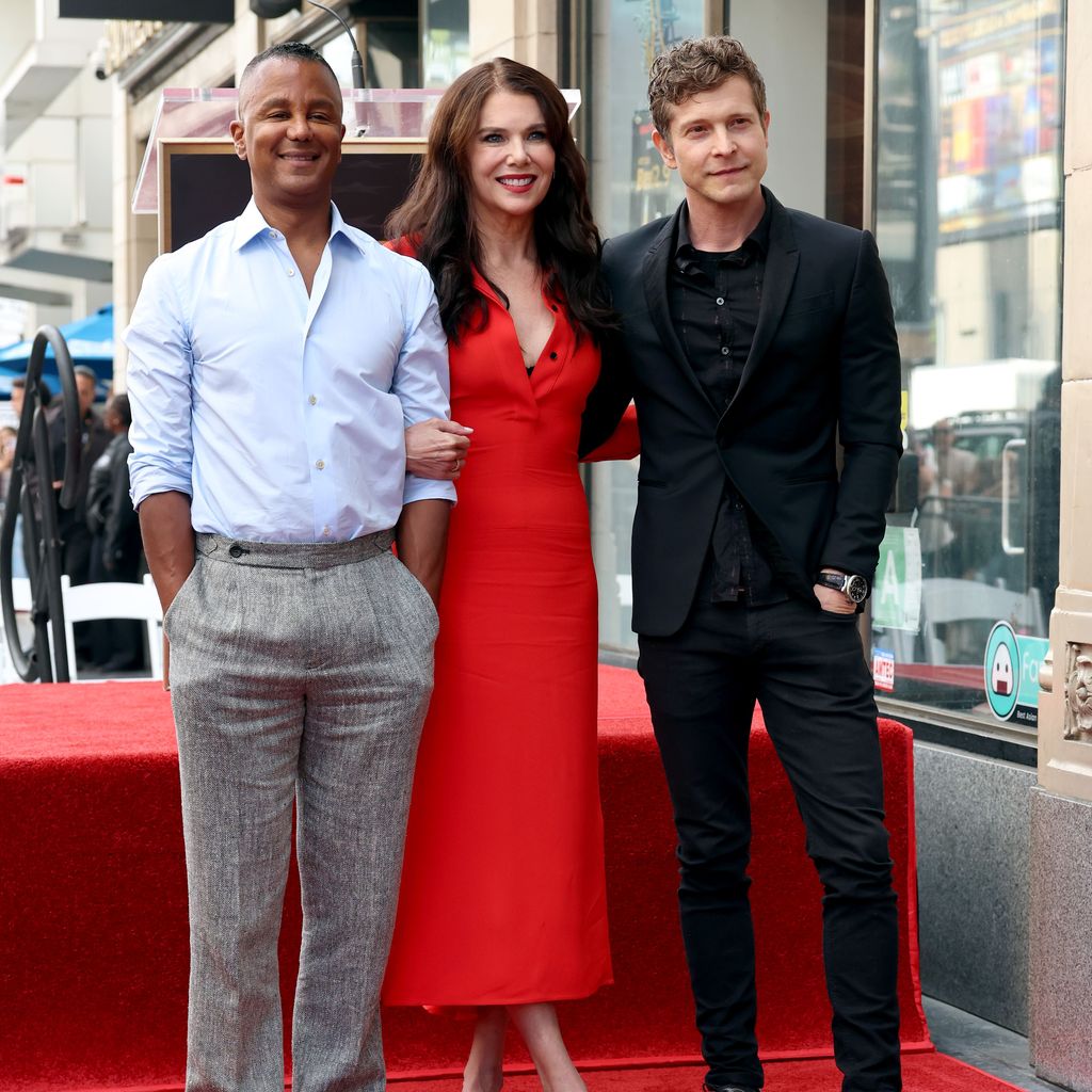 Yanic Truesdale und Matt Czuchry unterstützen Lauren Graham auf dem Walk of Fame, 2025