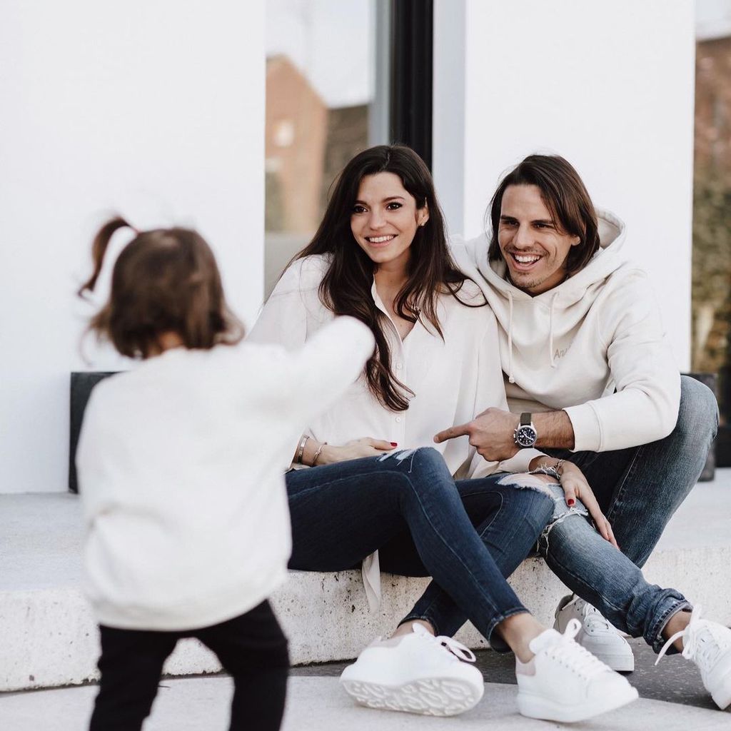 Yann Sommer mit seiner Frau Alina und Töchterchen Mila