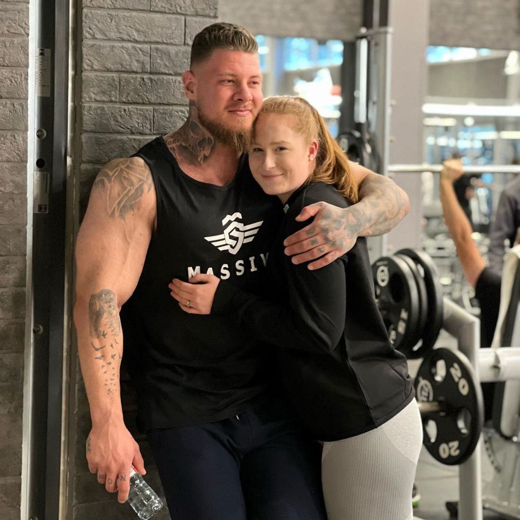 Ex-Bachelorette-Teilnehmer Yannic Dammaschk mit seiner Freundin Julia