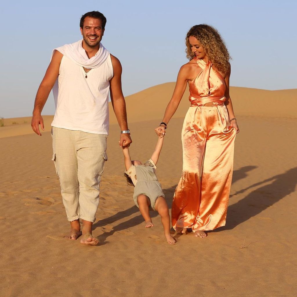 Yasin und Samira Cilingir mit ihrem Sohn, November 2022