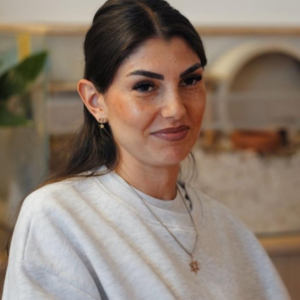 Yeliz Koc in "Yeliz & Jimi – We Are Family?!", Staffel 2