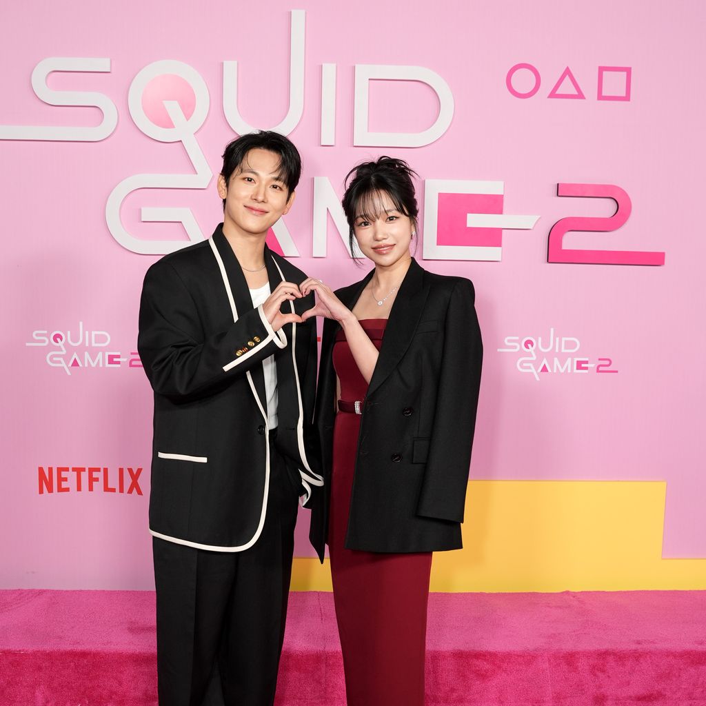 Yim Si-wan und Jo Yu-ri auf der "Squid Game 2"-Premiere in Los Angeles, 2024
