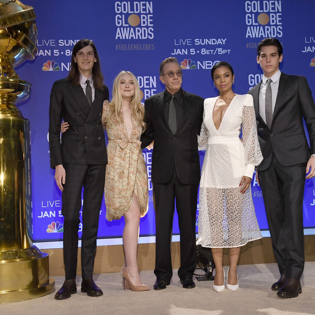 Dylan Brosnan, Dakota Fanning, Tim Allen, Susan Kelechi Watson und Paris Brosnan
