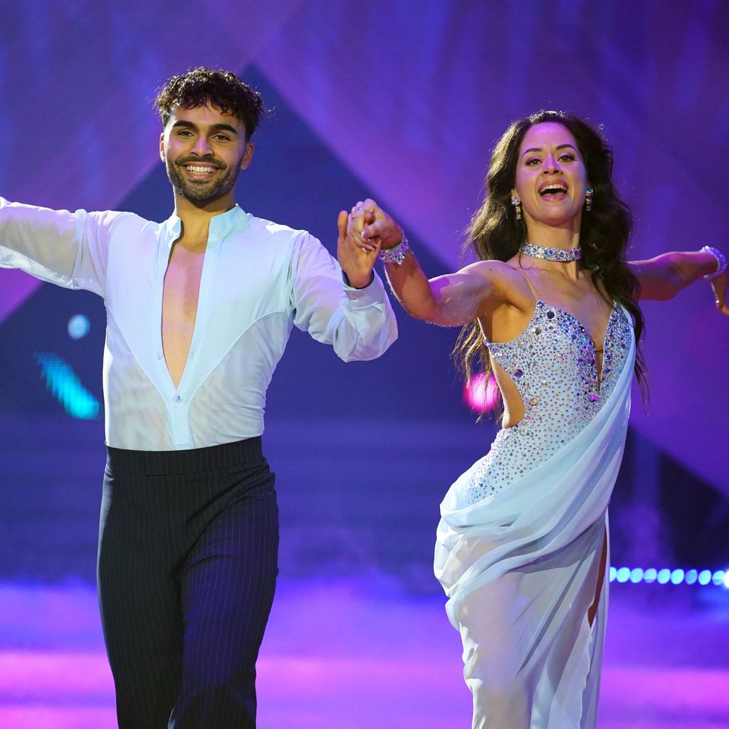 Younes Zarou und Malika Dzumaev bei "Let's Dance"